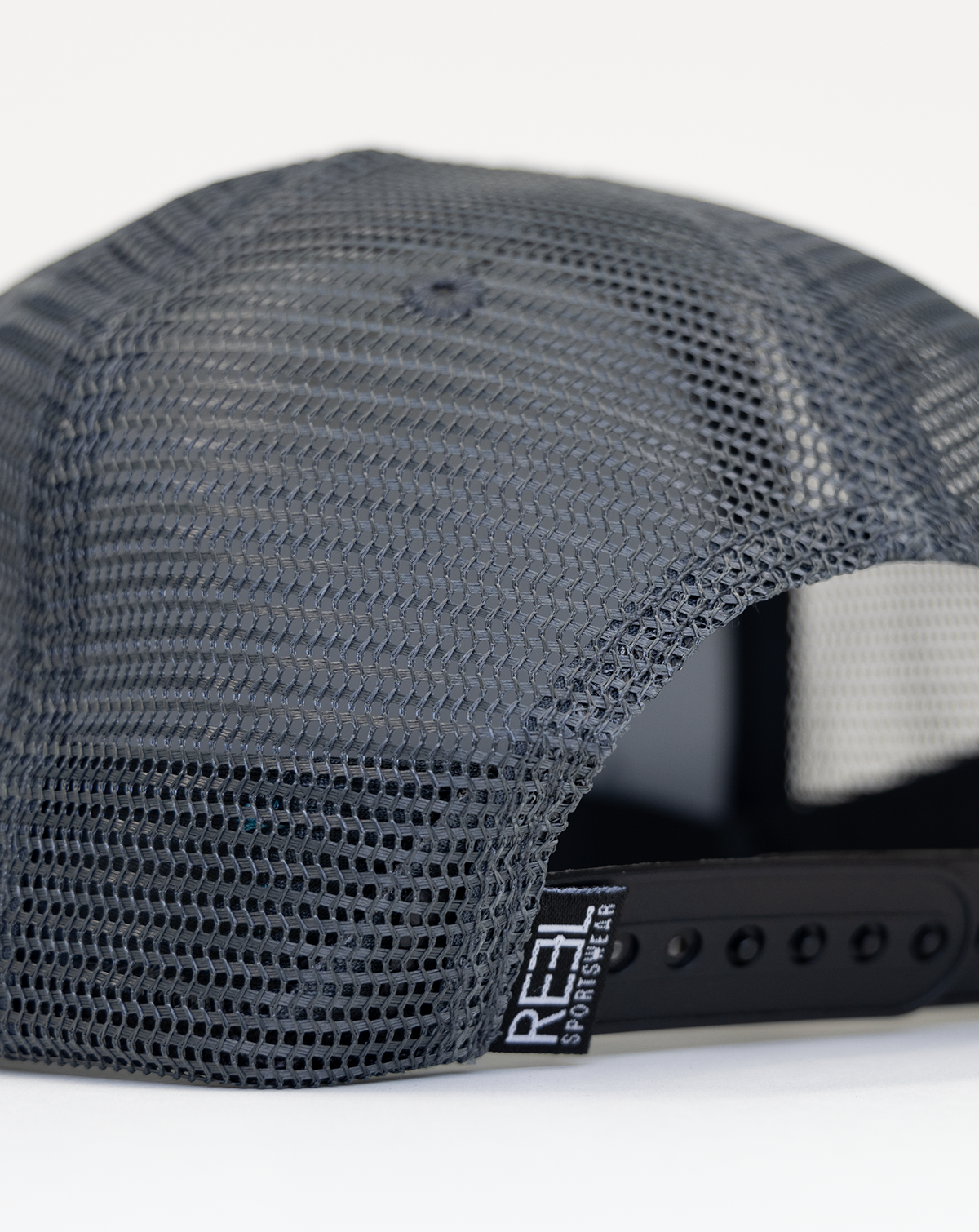 OutCast H | Charcoal